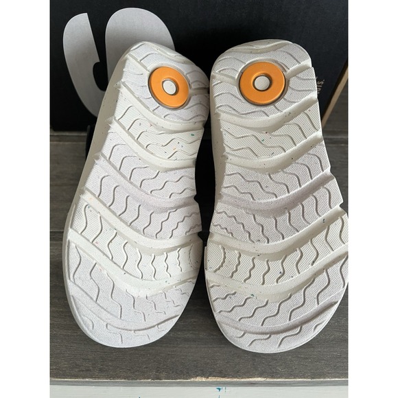 Kids Bogs Skyline Mid Size 11 US; 10 UK - NIB - Picture 7 of 10